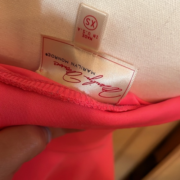 Marilyn Monroe collection crop top - Picture 3 of 3